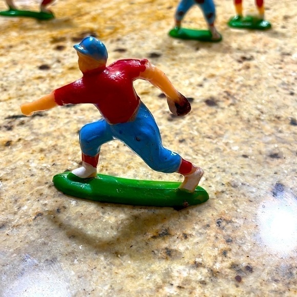 Vintage Baseball Player cake toppers Hong Kong - Picture 3 of 4